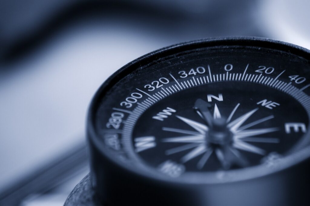 compass, orientation, nature-5261062.jpg